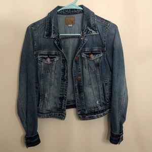 Denim American Eagle Jean Jacket!